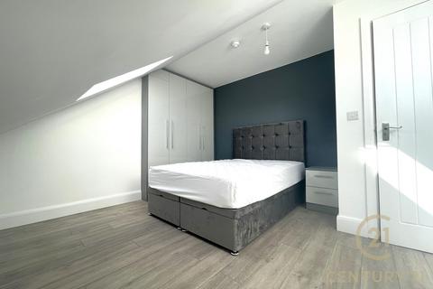 undefined, Maple Road, SURBITON KT6