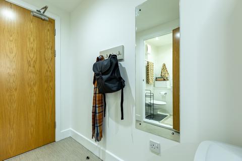 undefined, Classic En Suite at The Lantern, 6 Bolton Street L3