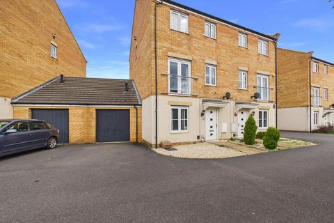 Cook Avenue, Peterborough, PE7