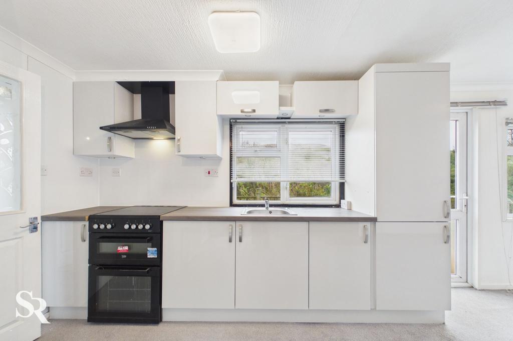 Living Area/Kitchen