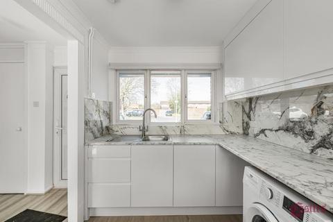 undefined, Glamis Close, Cheshunt, EN7