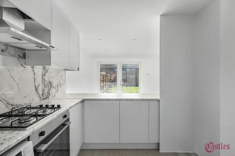 undefined, Glamis Close, Cheshunt, EN7