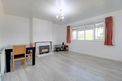 undefined, Hutchinson Court, Romford, RM6 5ET