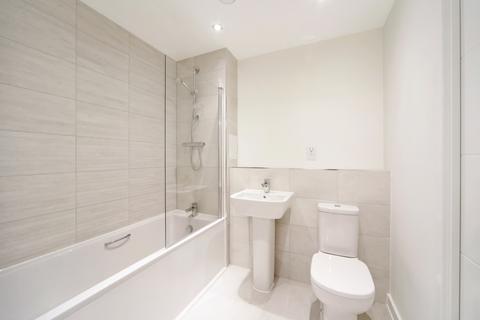 1 bedroom apartment to rent, Lakeside Drive London NW10