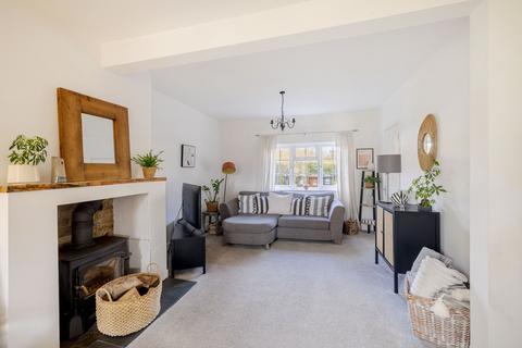 3 bedroom terraced house for sale, Salisbury Road, Godstone, RH9