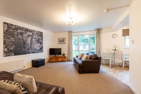 2 bedroom flat for sale, Monart Road, Perth