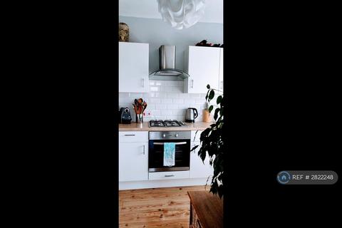 1 bedroom flat to rent, Musard Road, London, W6