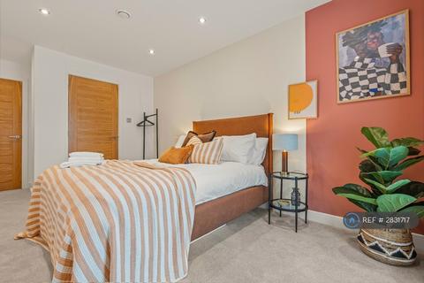 2 bedroom flat to rent, York Road, Leeds, LS9