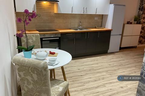 undefined, London Road, Liverpool, L3