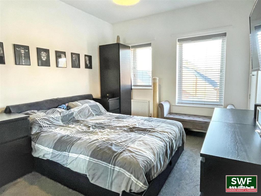 Bedroom1.jpg