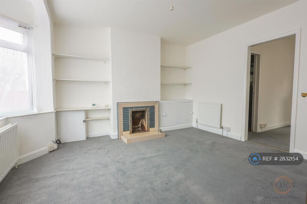 Lounge Reverse View