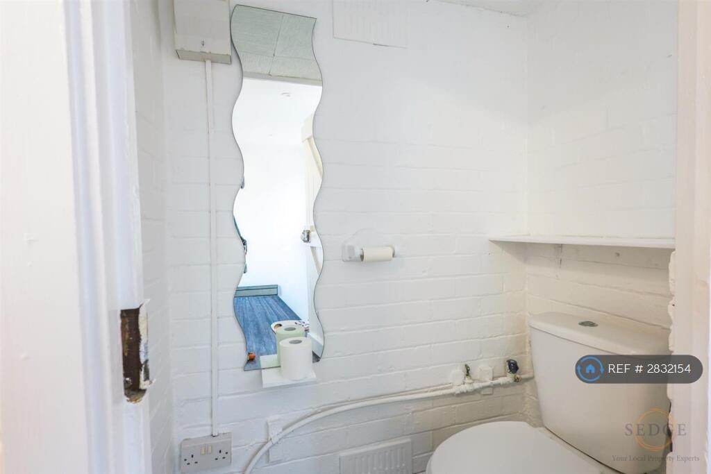 Seperate Downstair Toilet
