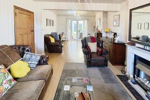 3 bedroom detached house for sale, Park Road, Leicestershire LE11
