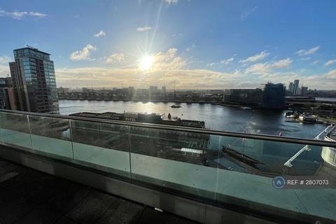undefined, Western Gateway, London, E16
