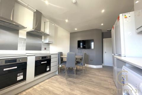 undefined, Maple Road, Surbiton KT6
