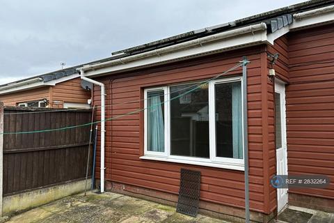 undefined, Chepstow Avenue, Sale, M33