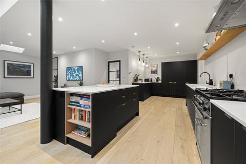 5 bedroom detached house for sale, Spenser Avenue, Weybridge, Surrey, KT13