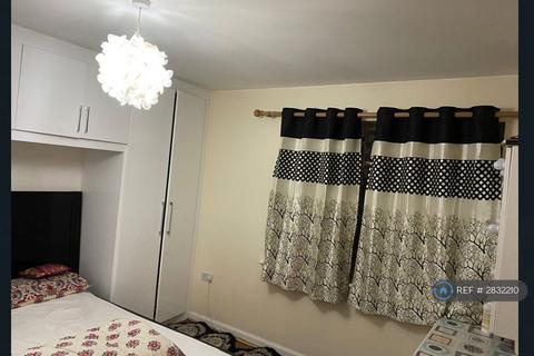 undefined, Spa House, Hayes, UB3