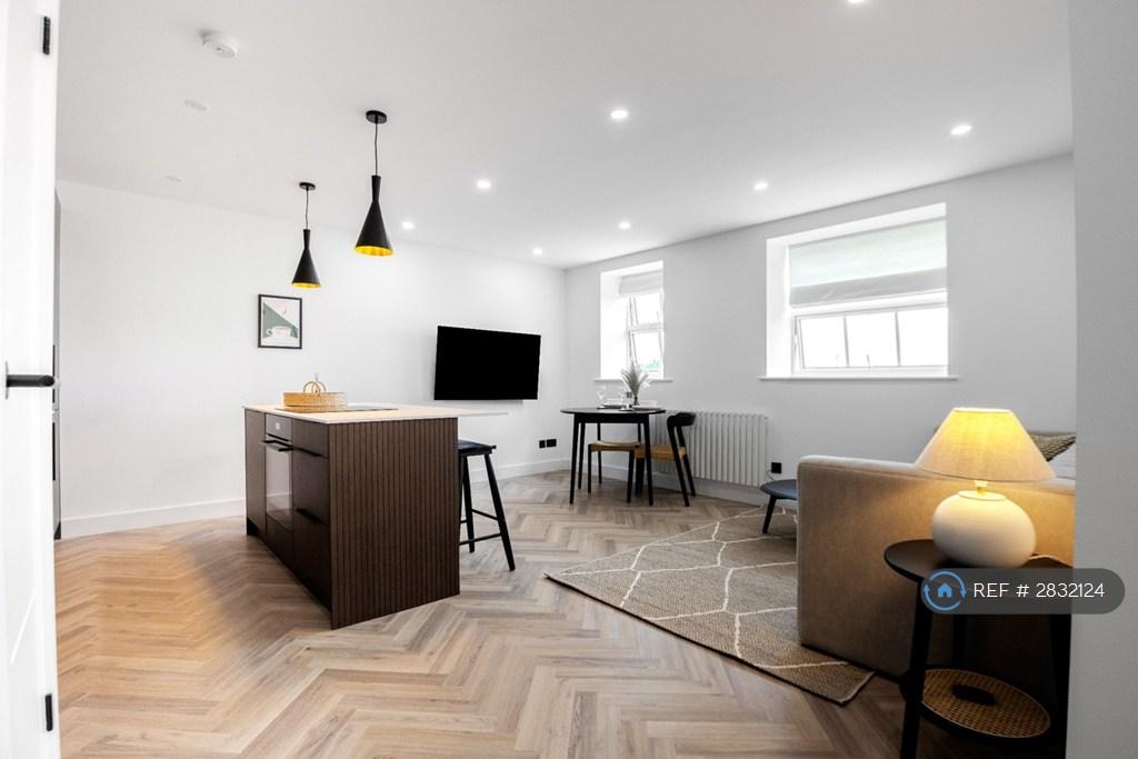 Apartment in London - View 3