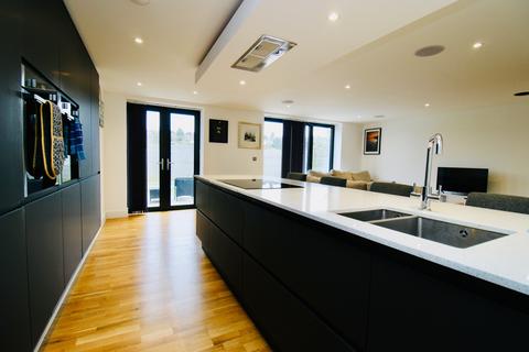 undefined, Highbank, BRIGHTON