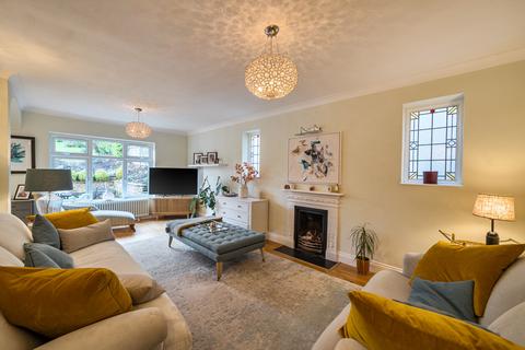4 bedroom house for sale, Carpenters Wood Drive, Chorleywood, WD3