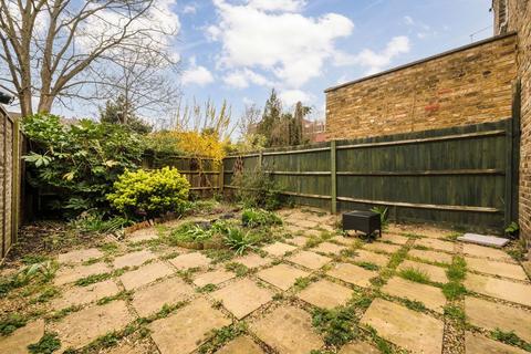 undefined, Melbourne Avenue, London W13