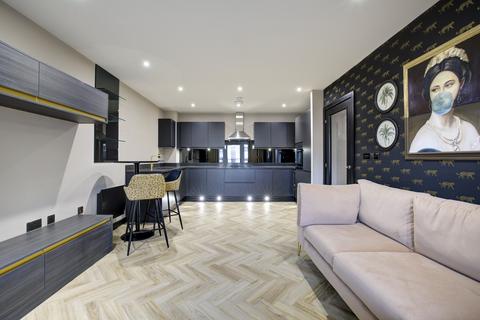 2 bedroom apartment to rent, Liscio Apartments, Greensfield Close, Gateshead