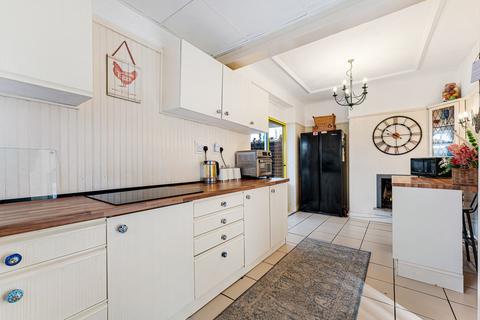 3 bedroom semi-detached house for sale, Blundell Road, Widnes WA8
