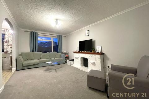 2 bedroom terraced house to rent, Smith Street, SURBITON KT5