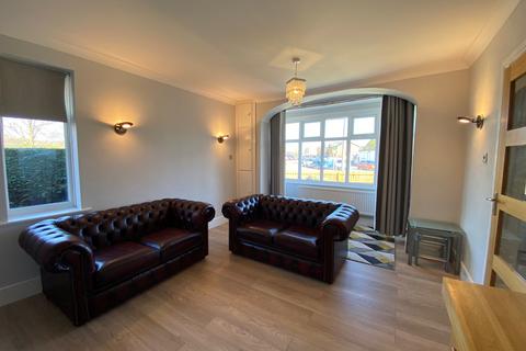 undefined, Waterloo Road, Crewe