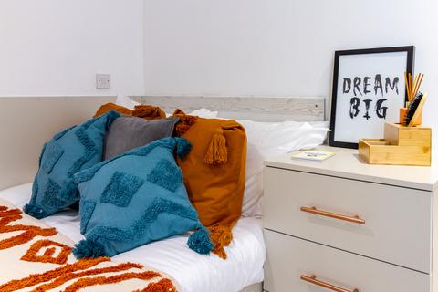 undefined, Deluxe En Suite at The Lantern, 6 Bolton Street L3