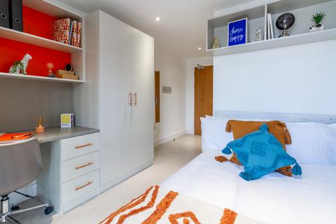 undefined, Deluxe En Suite at The Lantern, 6 Bolton Street L3