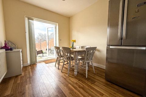 3 bedroom detached house for sale, Quartly Drive, Bishops Hull, Taunton. NO CHAIN.