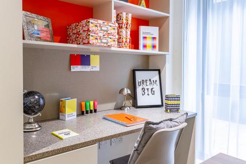 undefined, Deluxe En Suite at The Lantern, 6 Bolton Street L3