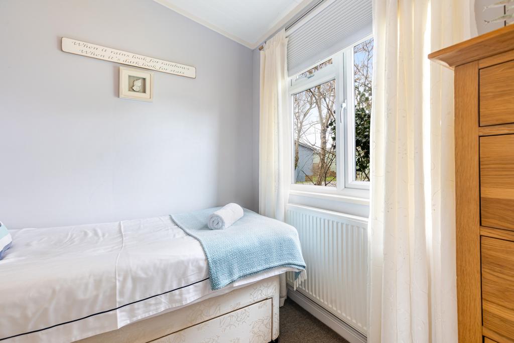 Single bedroom