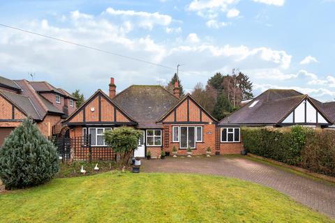 2 bedroom bungalow for sale, Clements Road, Chorleywood, WD3