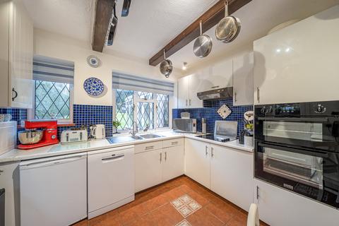 2 bedroom bungalow for sale, Clements Road, Chorleywood, WD3
