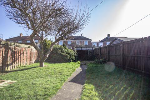 3 bedroom semi-detached house for sale, Heathwell Road, Newcastle upon Tyne, Tyne and Wear, NE15