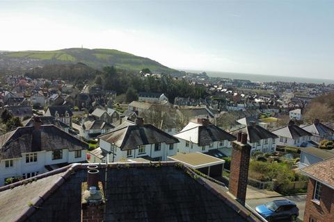 undefined, Cae Melyn, Aberystwyth