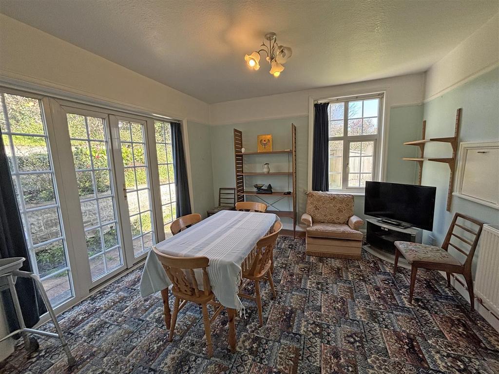 Breakfast room