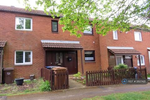 3 bedroom terraced house to rent, Haselrig Square, Northampton, NN4