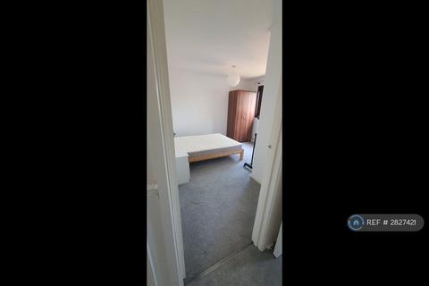 3 bedroom terraced house to rent, Haselrig Square, Northampton, NN4