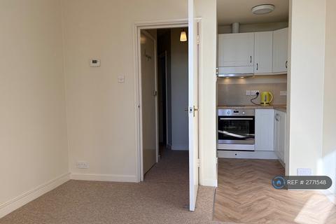 1 bedroom flat to rent, Bedford Square, Brighton, BN1
