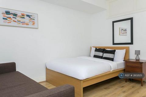 4 bedroom flat to rent, Ralph Court, London, W2