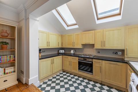 undefined, Broom Road, Teddington, TW11