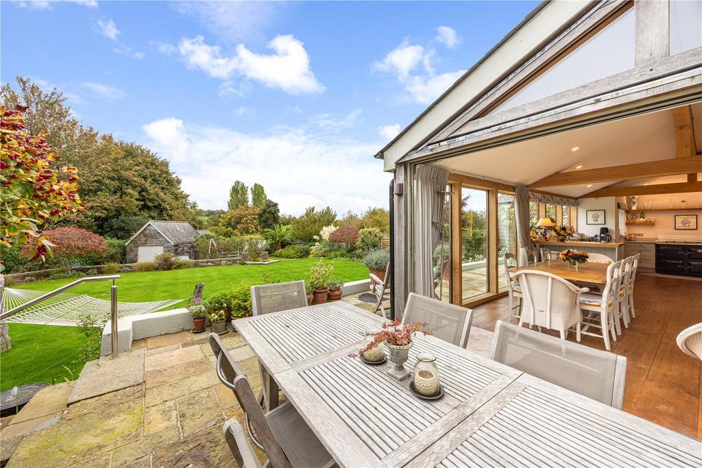 Terrace/Kitchen
