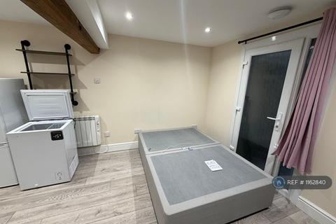 undefined, Upper Stone Street, Maidstone, ME15
