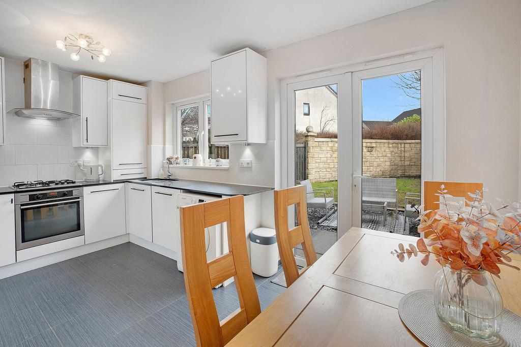 Kitchen/Dining