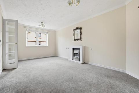 1 bedroom flat to rent, Silver Birch Court, Cheshunt, EN8
