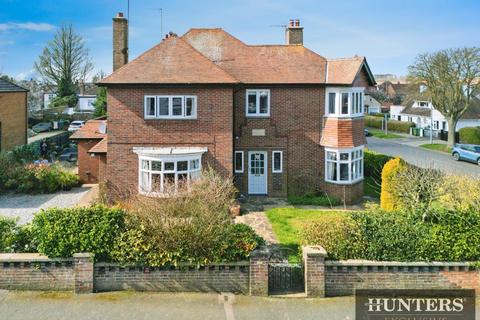 undefined, Cardigan Road, Bridlington